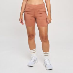 W Raula, shorts