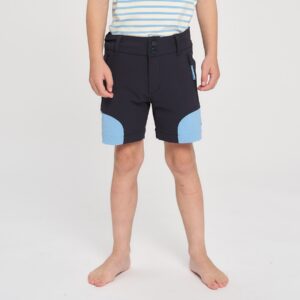 K Svelgen, turshorts